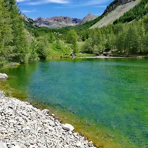 https://chambre-aux-gorges-de-daluis.fr-provencehotel.com